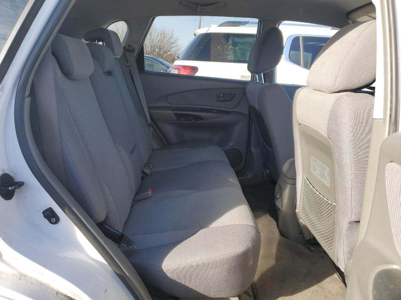 2007 Hyundai Tucson - Image 11