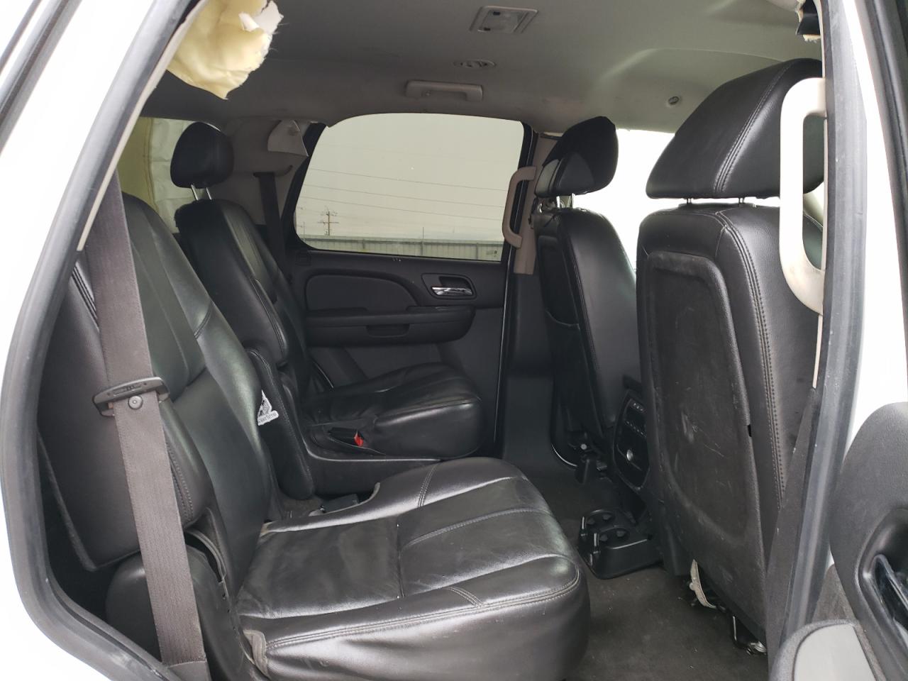 2008 Chevrolet Tahoe - Image 11