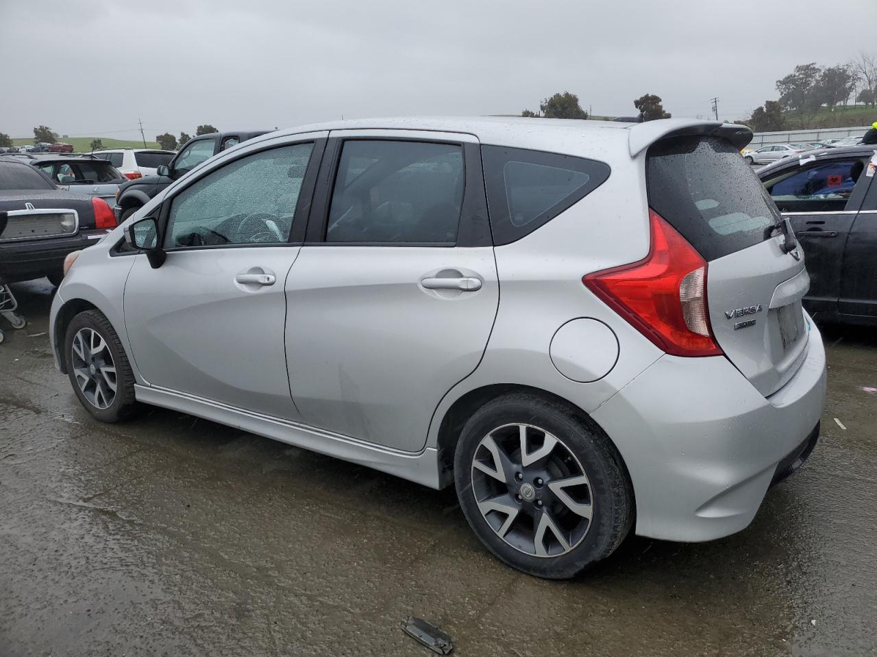 2015 Nissan Versa - Image 2