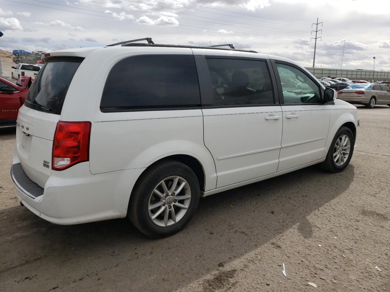 2014 Dodge Caravan - Image 3