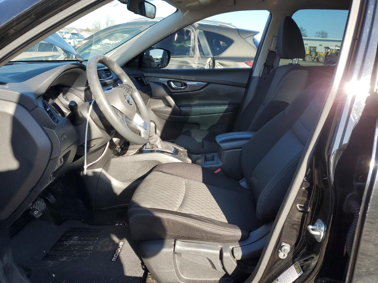 JN8AT2MV8JW312633 NISSAN ROGUE 2018
