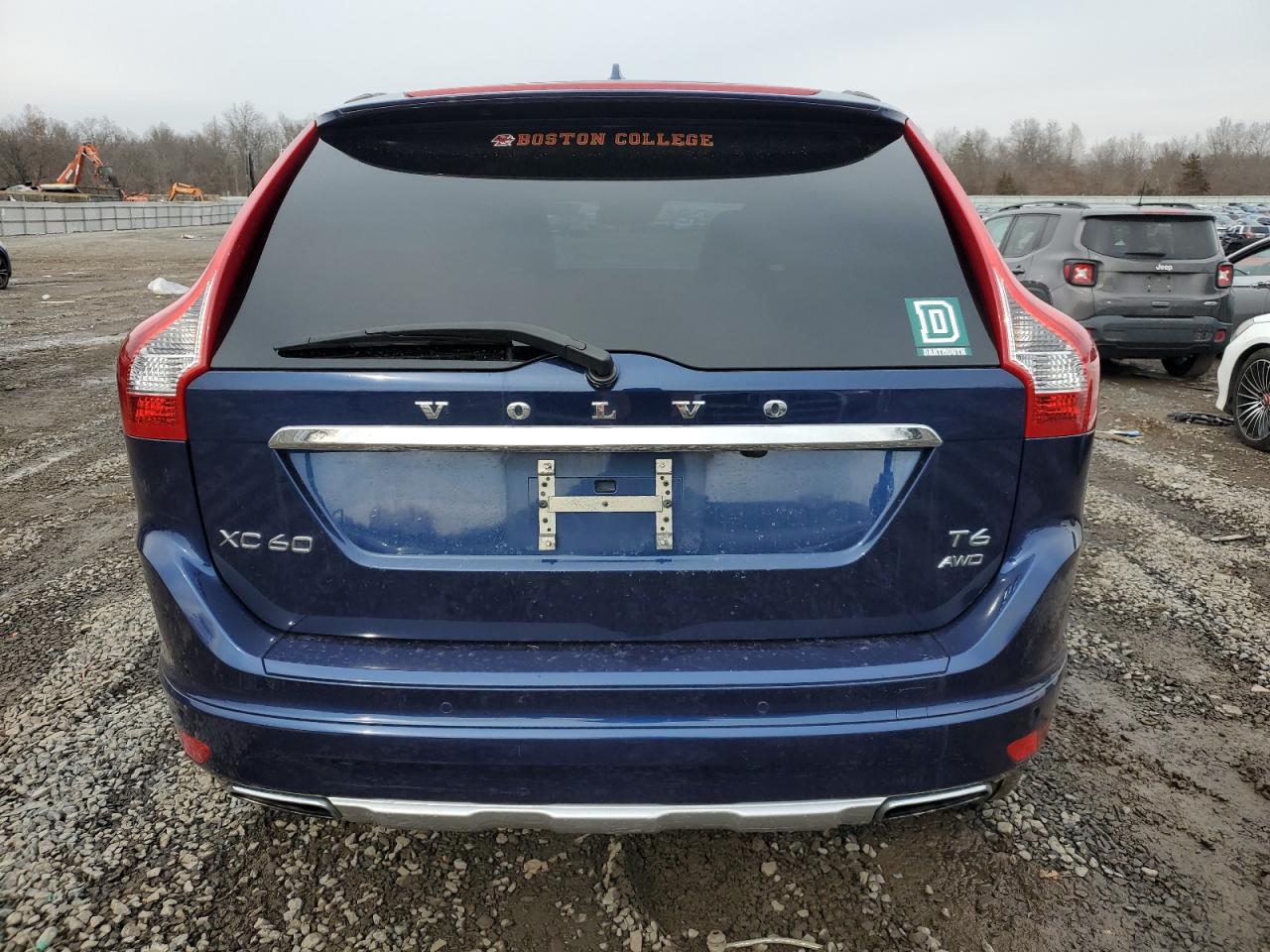 2015 Volvo XC60 - Image 6