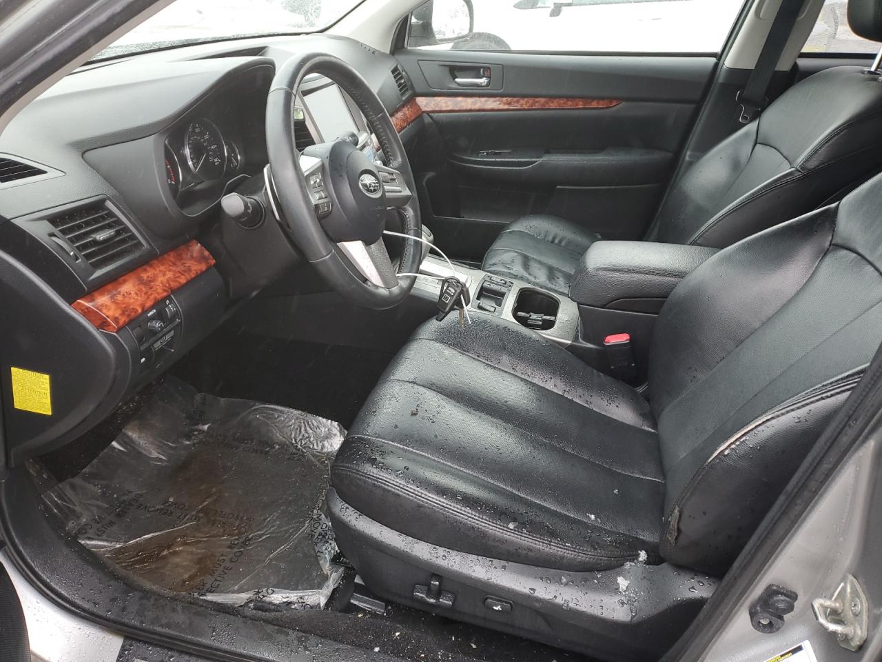 2011 Subaru Outback - Image 7