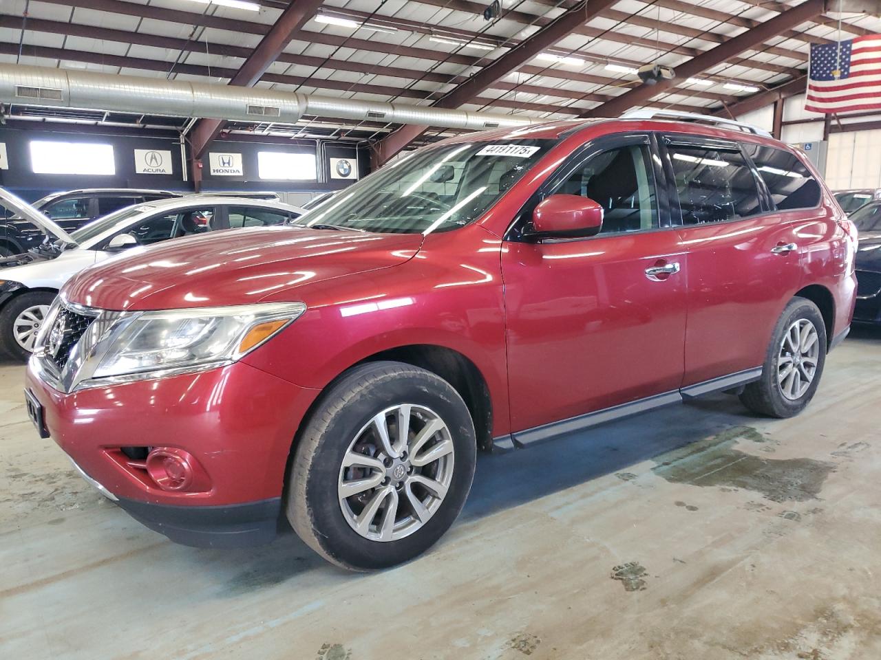 2015 Nissan Pathfinder - Image 1