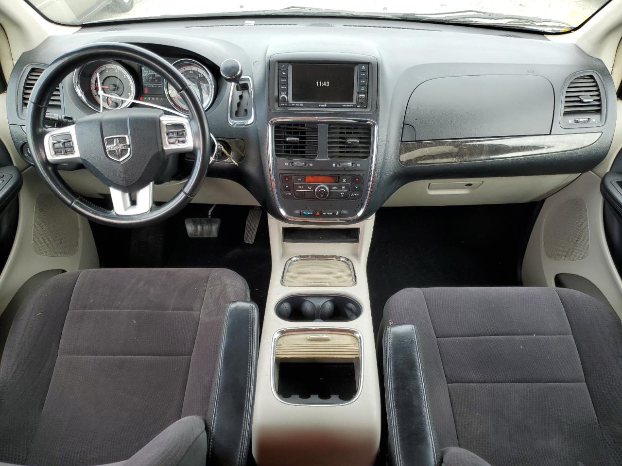 2011 Dodge Caravan - Image 8