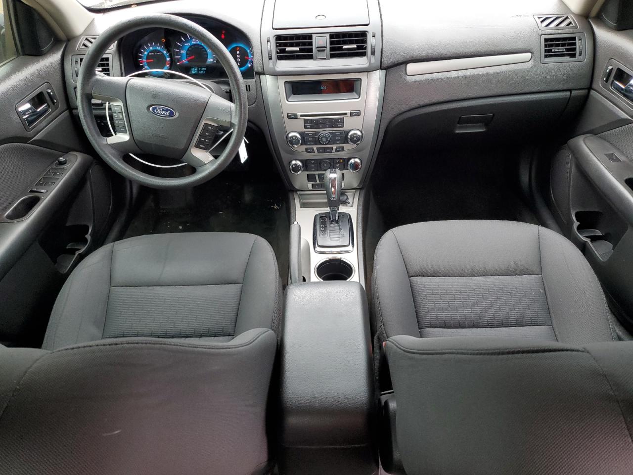 2010 Ford Fusion - Image 8