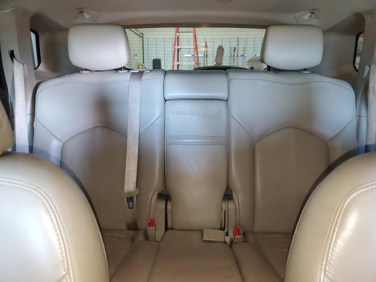 2015 Cadillac SRX - Image 10