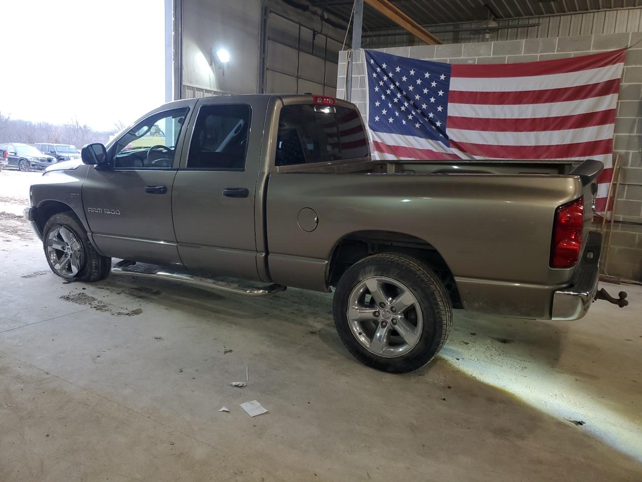 2007 Dodge RAM - Image 2