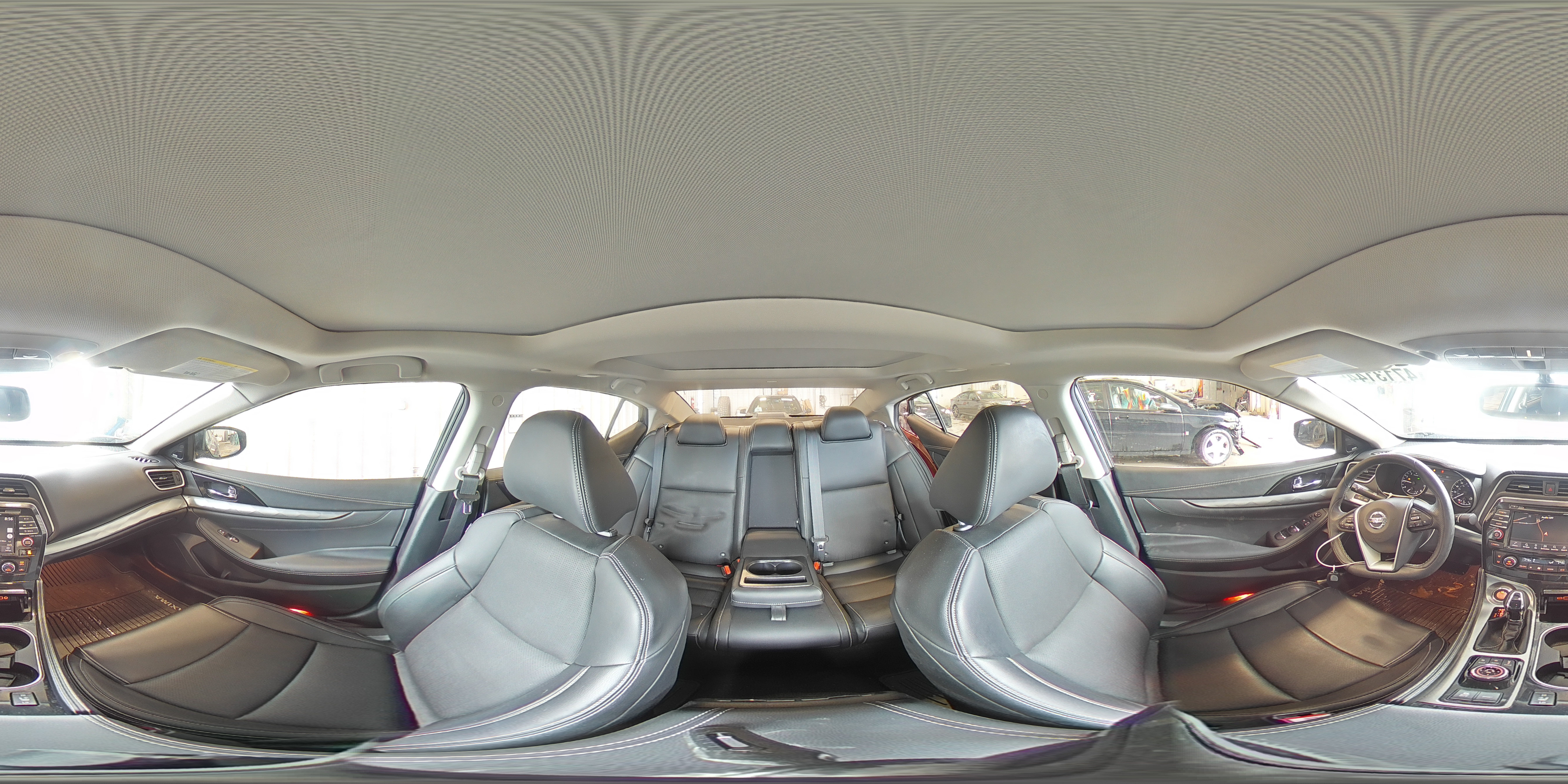 2019 Nissan Maxima - Image 14