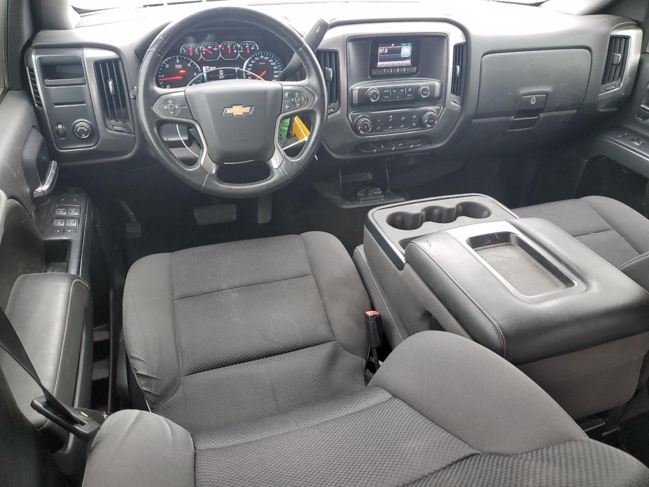 2015 Chevrolet Silverado - Image 8