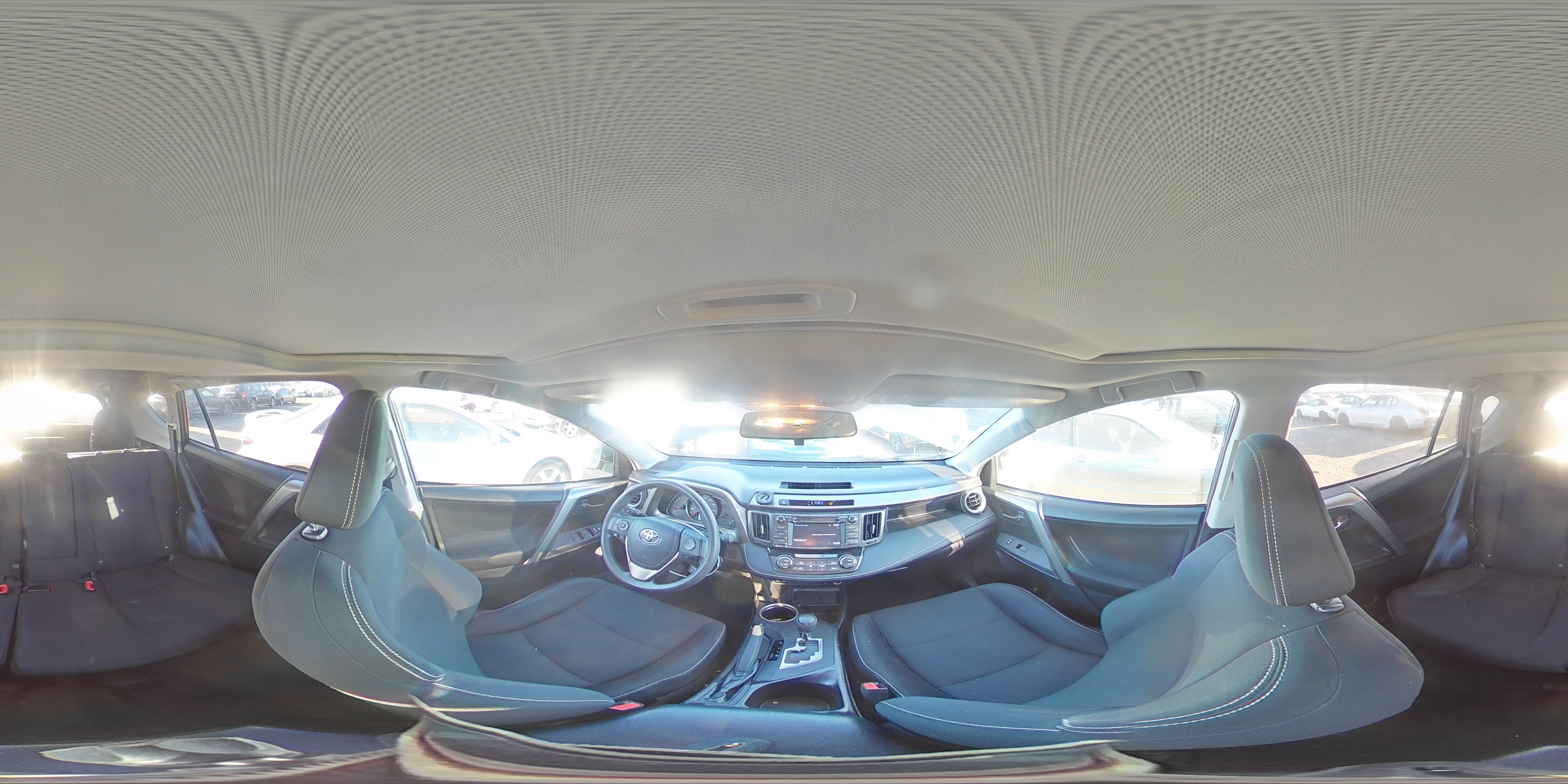 2014 Toyota RAV 4 - Image 13
