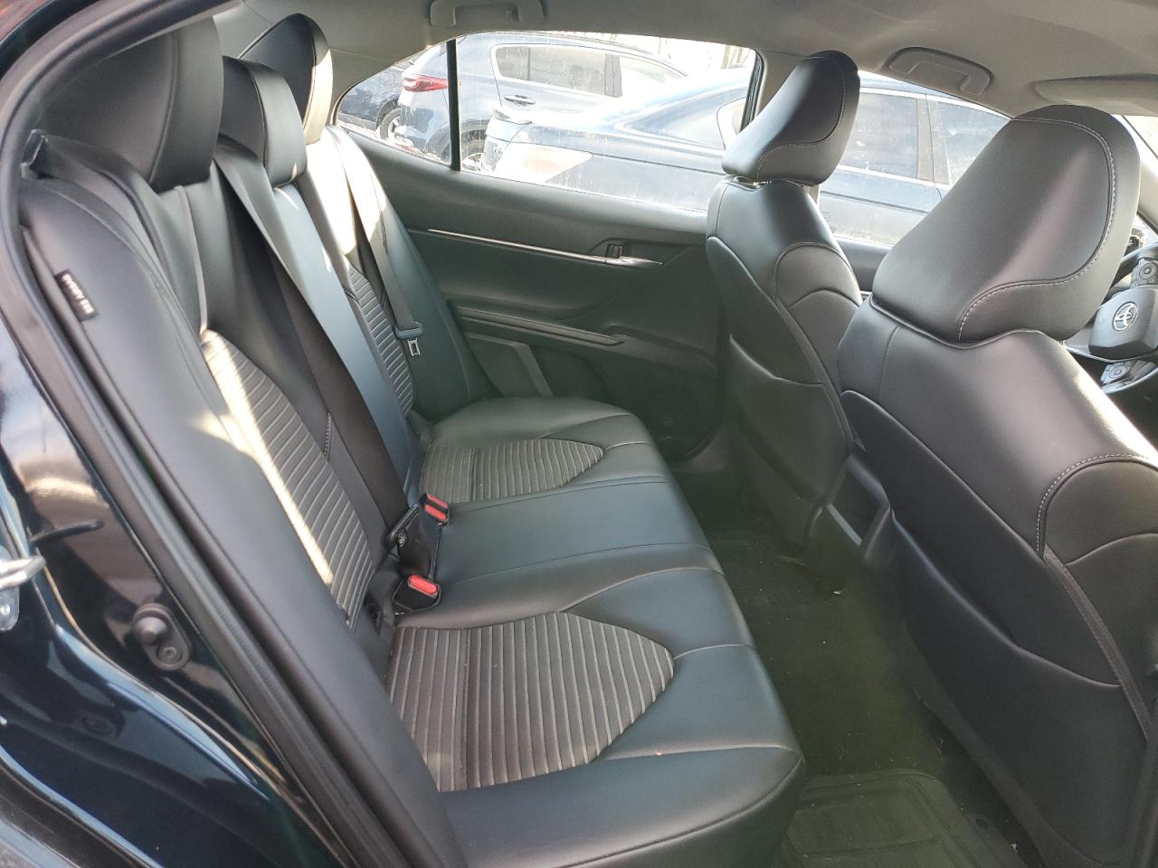 2021 Toyota Camry - Image 10