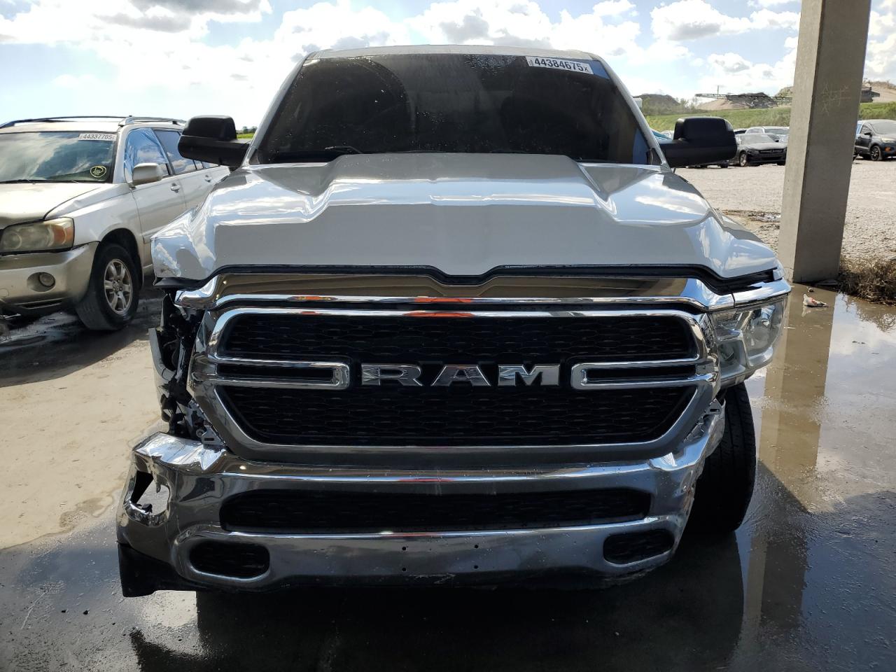 2019 RAM 1500 - Image 5