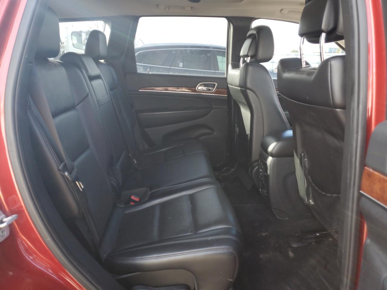 2011 Jeep Grand Cherokee - Image 10