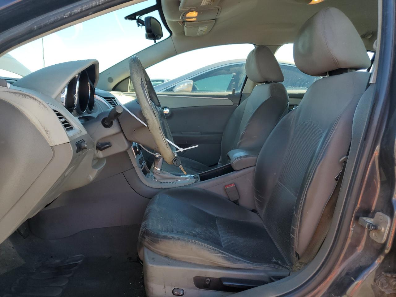 2010 Chevrolet Malibu - Image 7