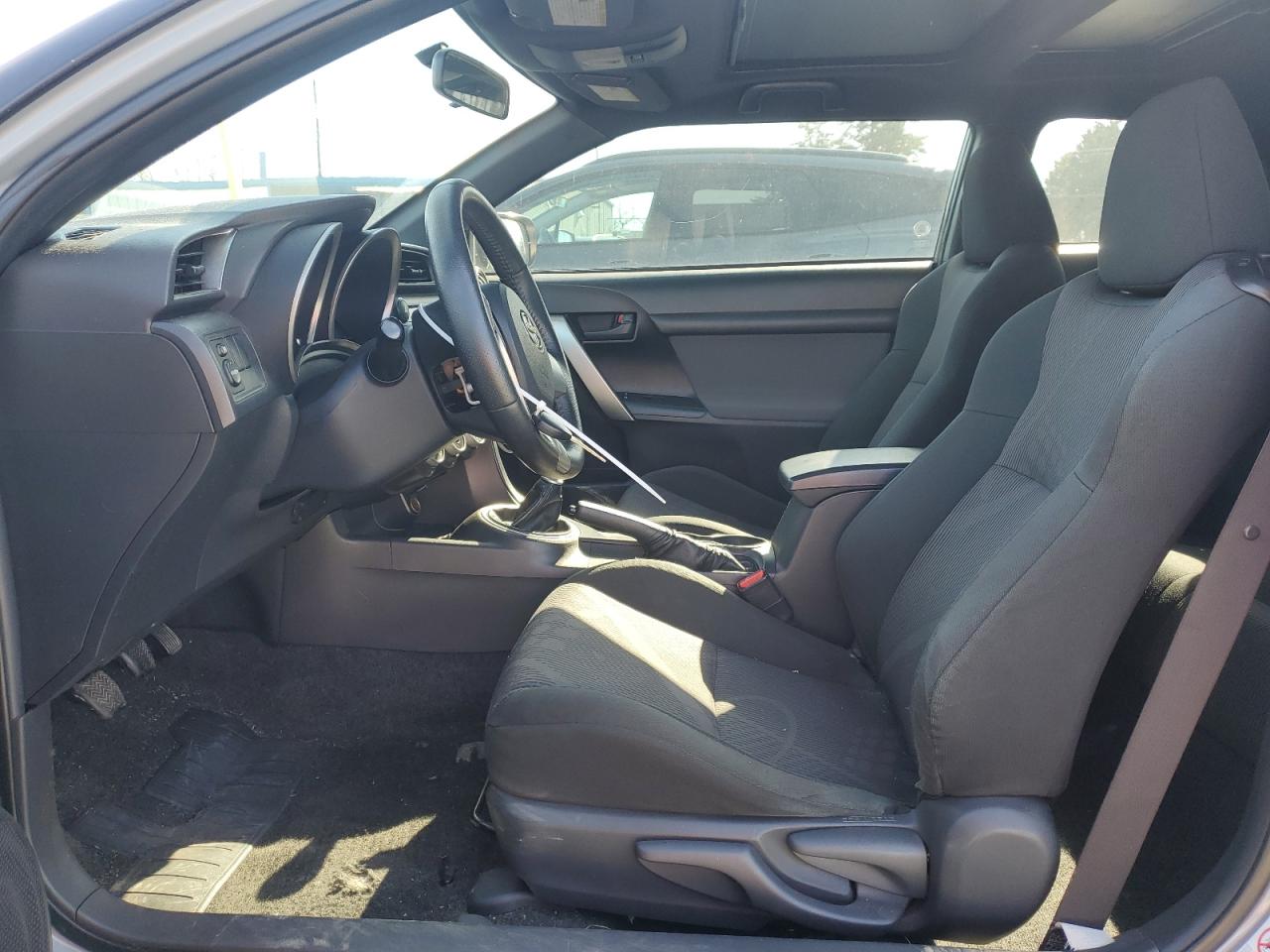 2012 Toyota tC - Image 7