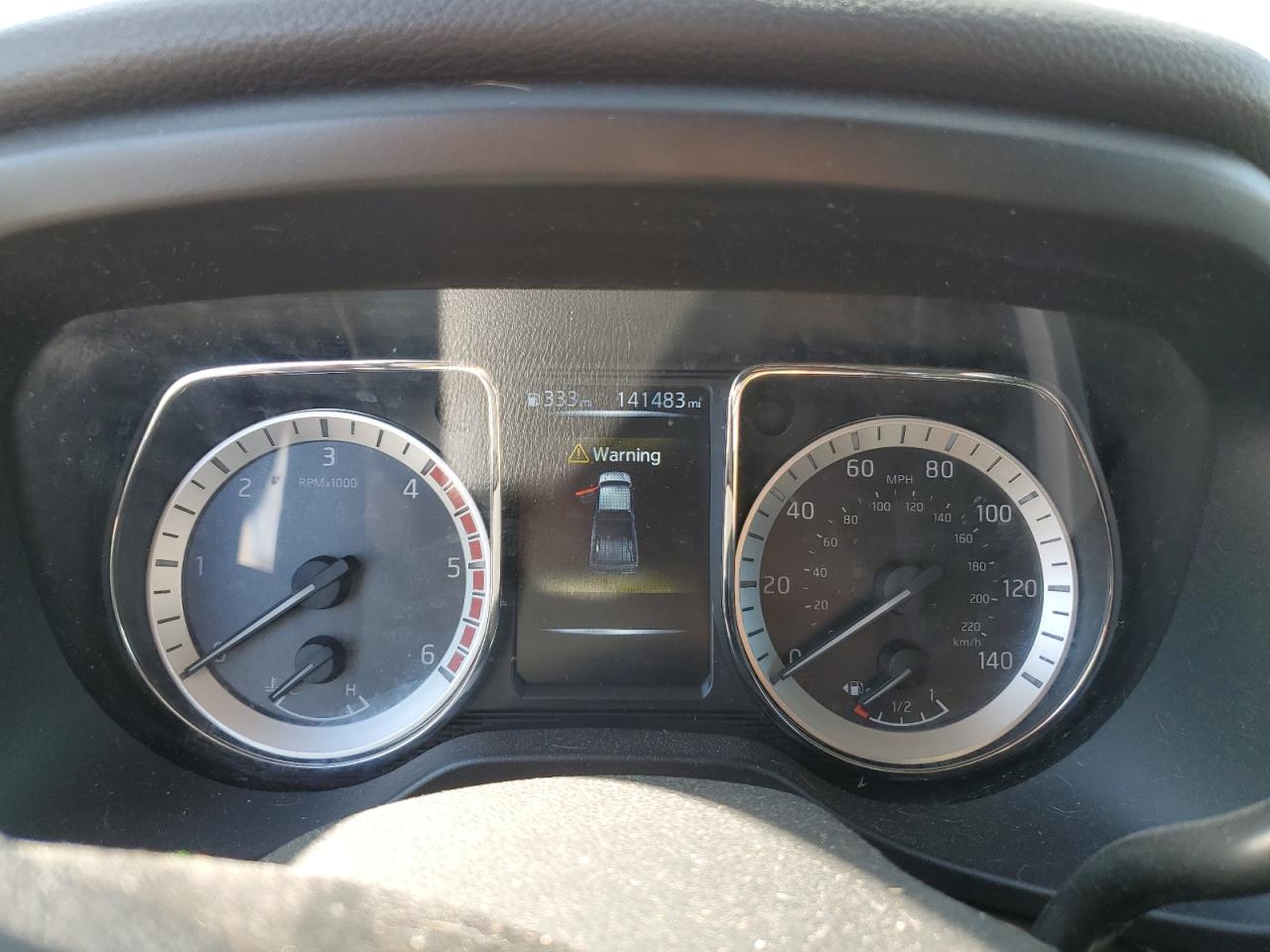 2016 Nissan Titan - Image 9