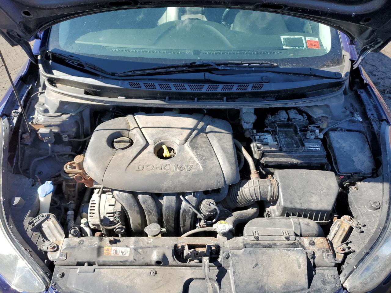 2013 Hyundai Elantra - Image 11