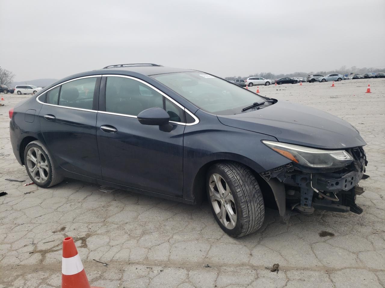 2016 Chevrolet Cruze - Image 4