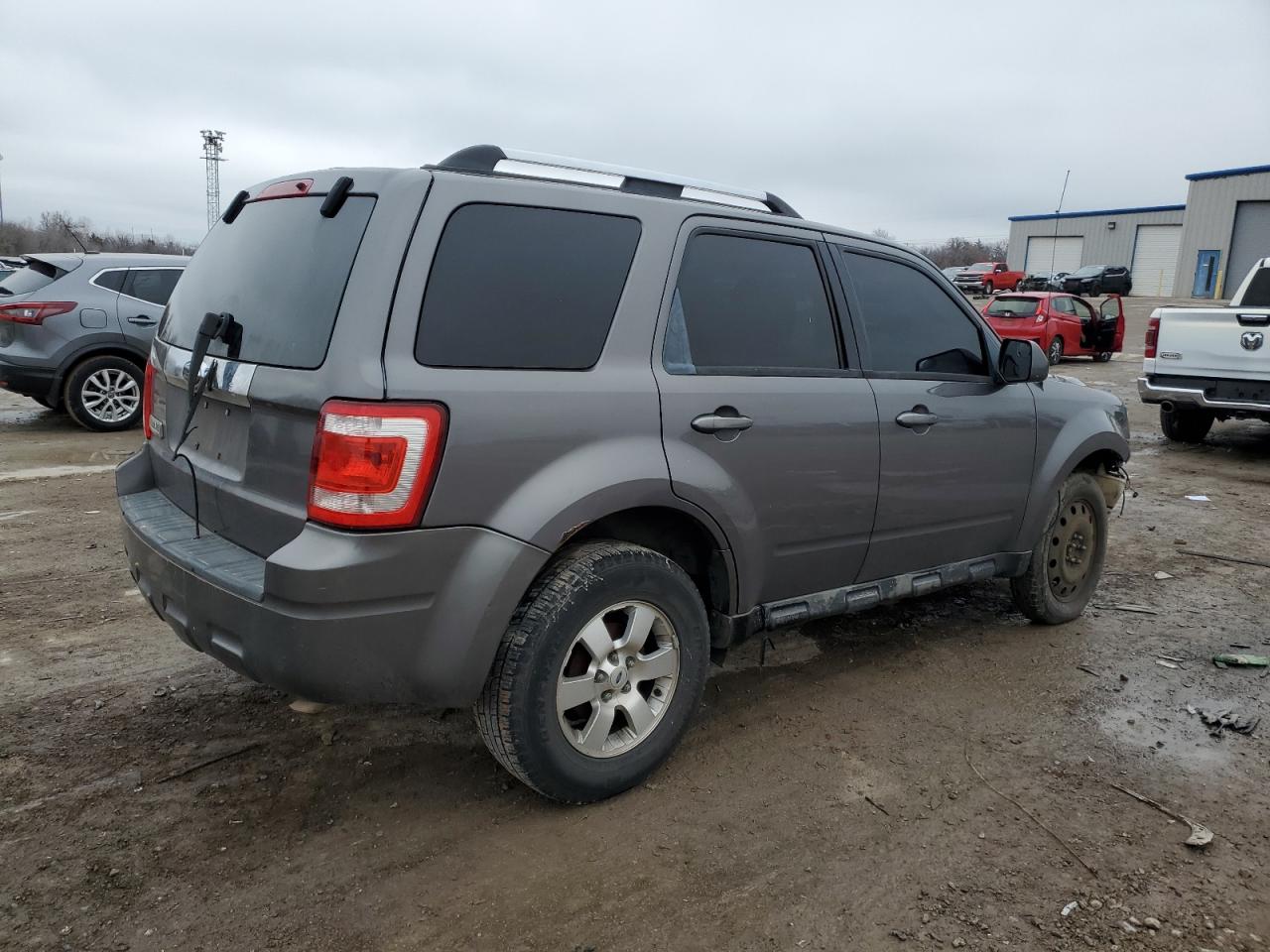 2009 Ford Escape - Image 3