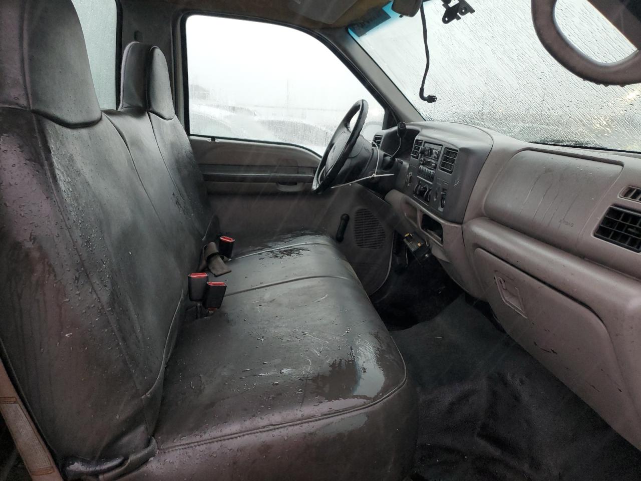 1999 Ford F250 - Image 10