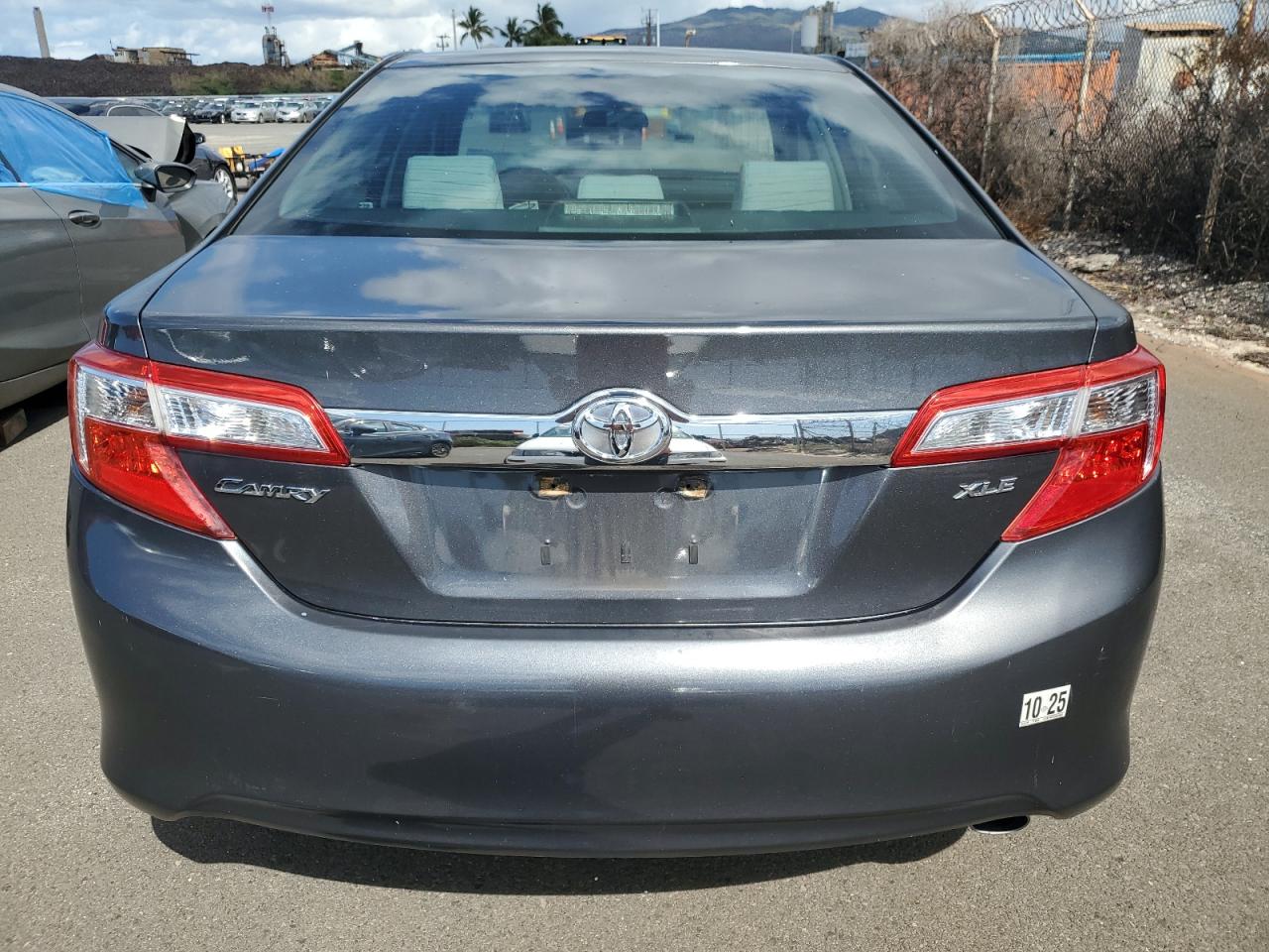 2012 Toyota Camry - Image 6