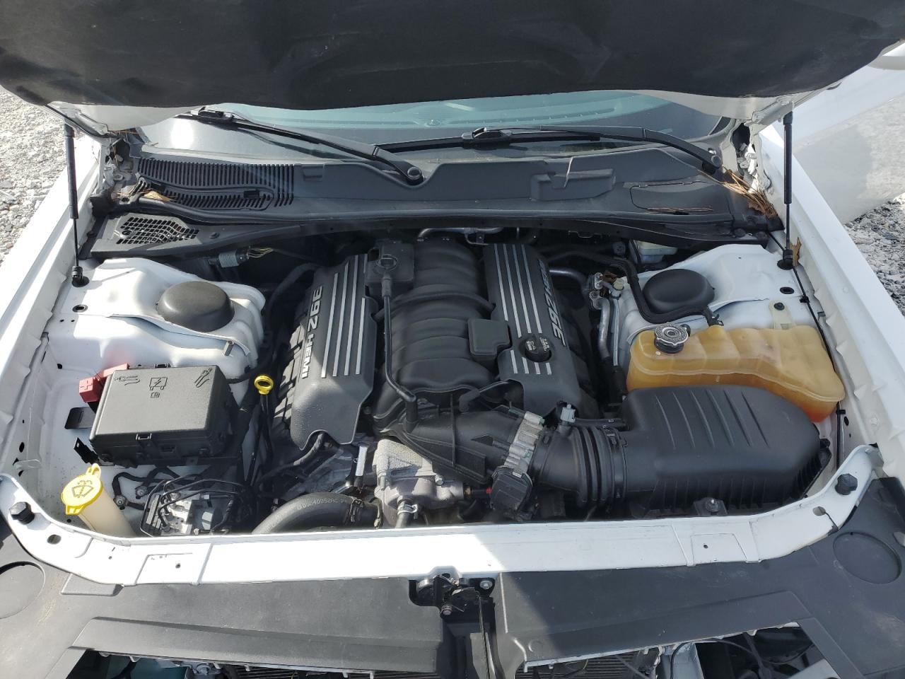 2015 Dodge Challenger - Image 11