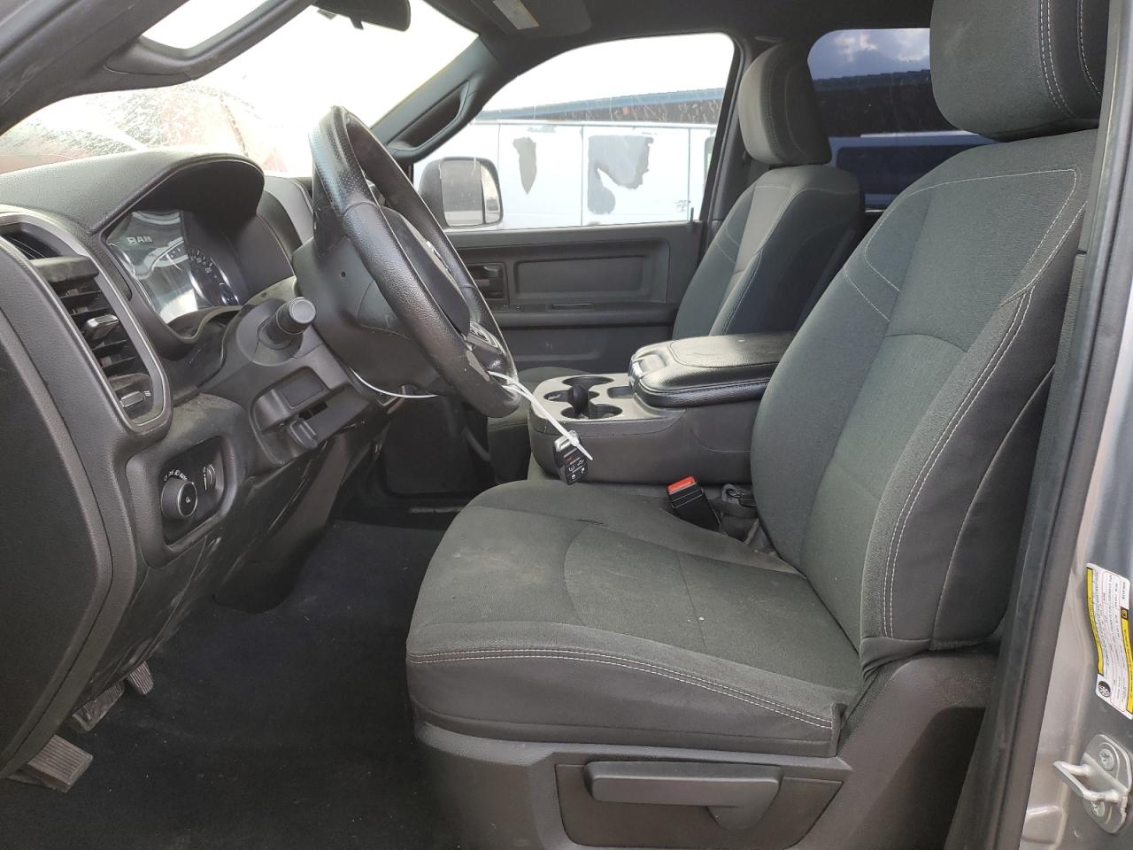 2022 RAM 3500 - Image 7