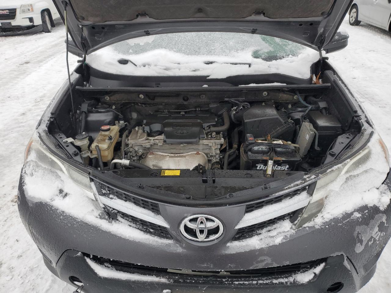 2015 Toyota RAV 4 - Image 13