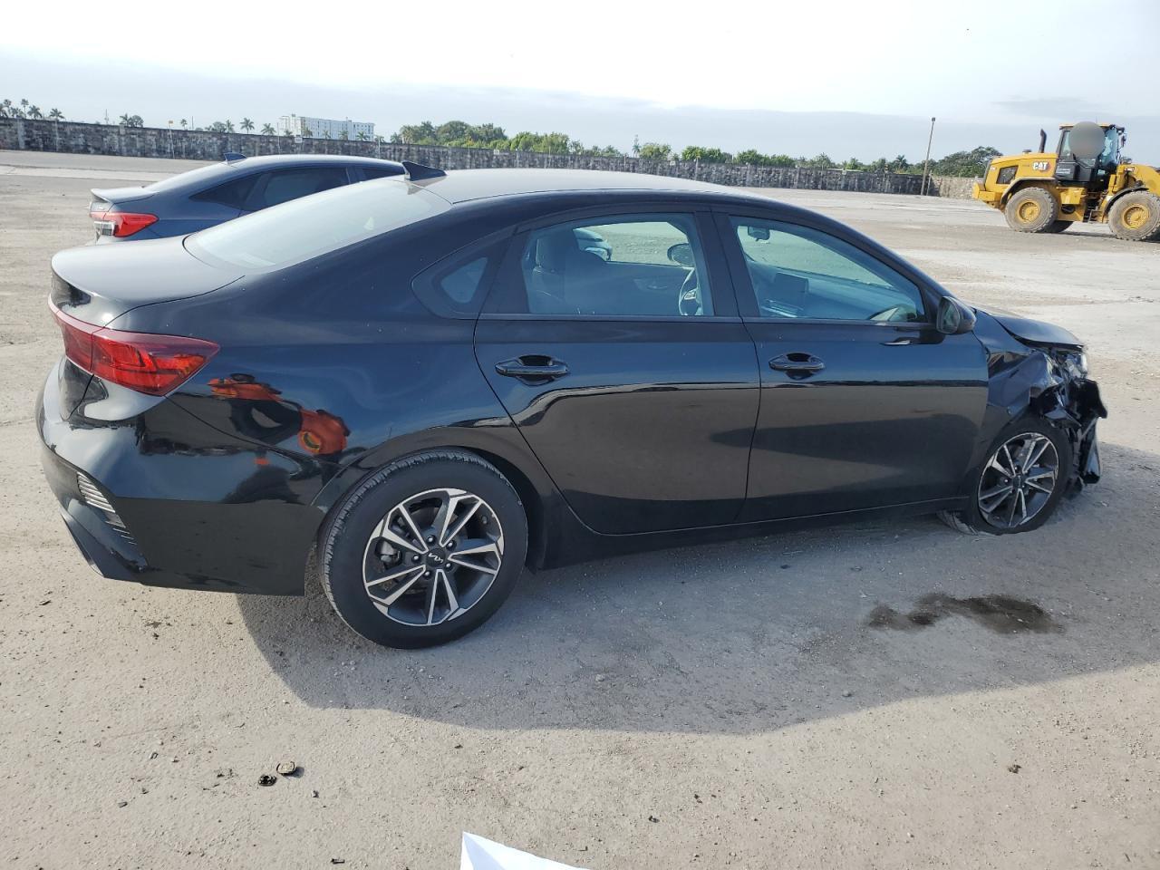 2024 Kia Forte - Image 3