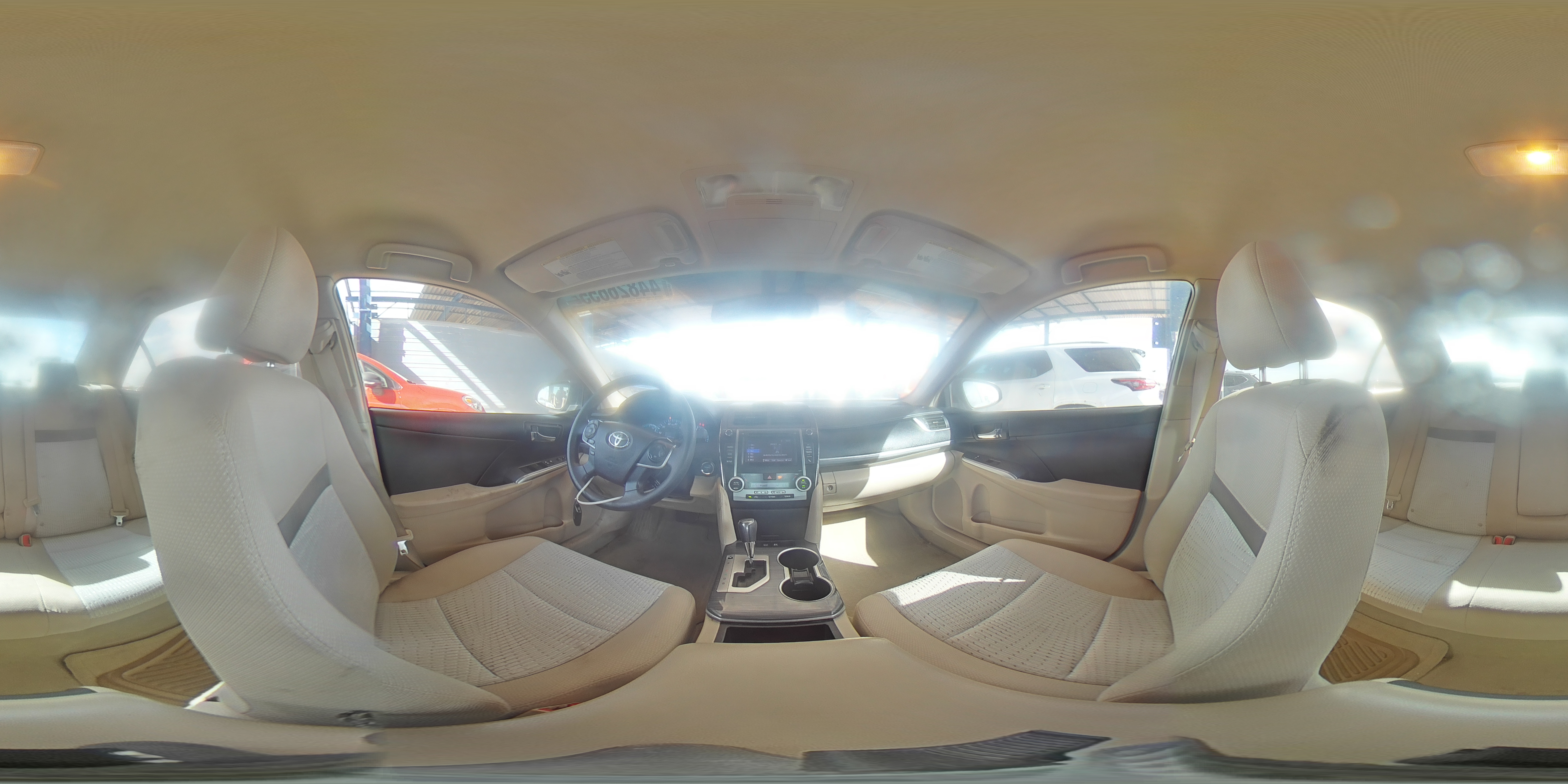 2014 Toyota Camry - Image 12