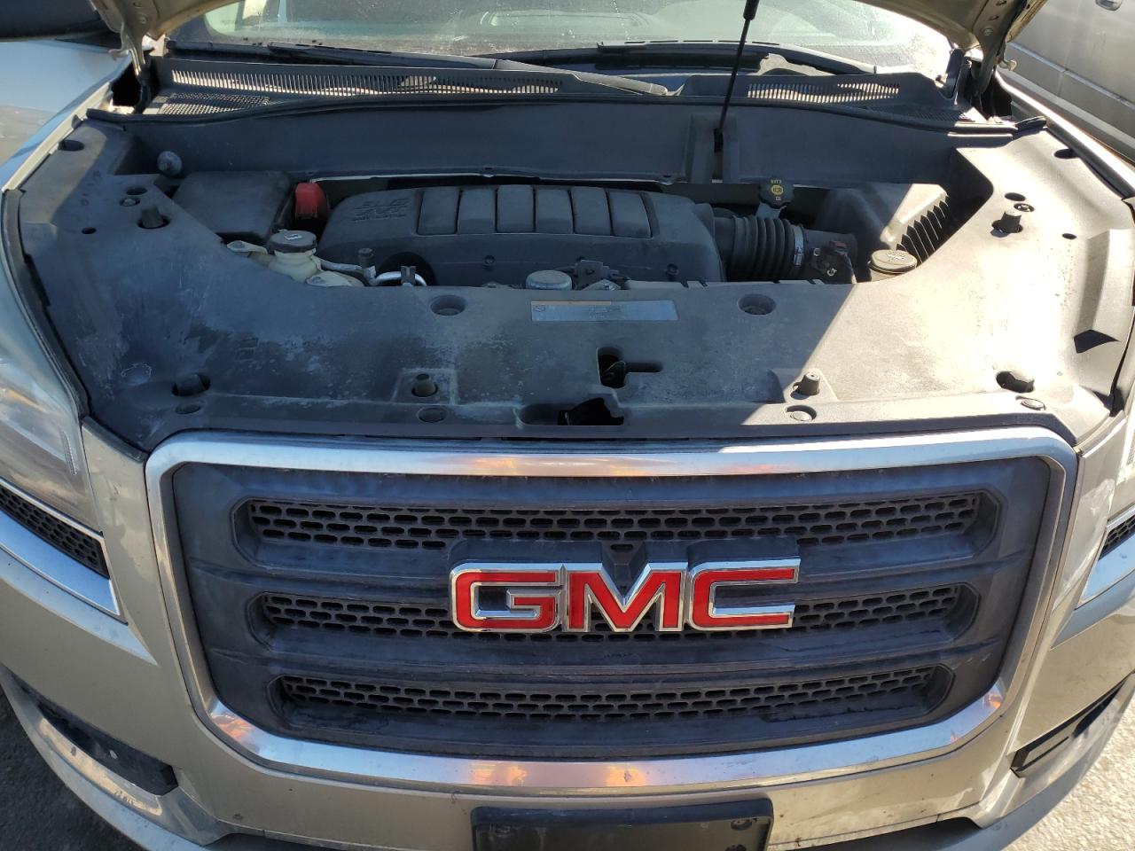 2014 GMC Acadia - Image 13