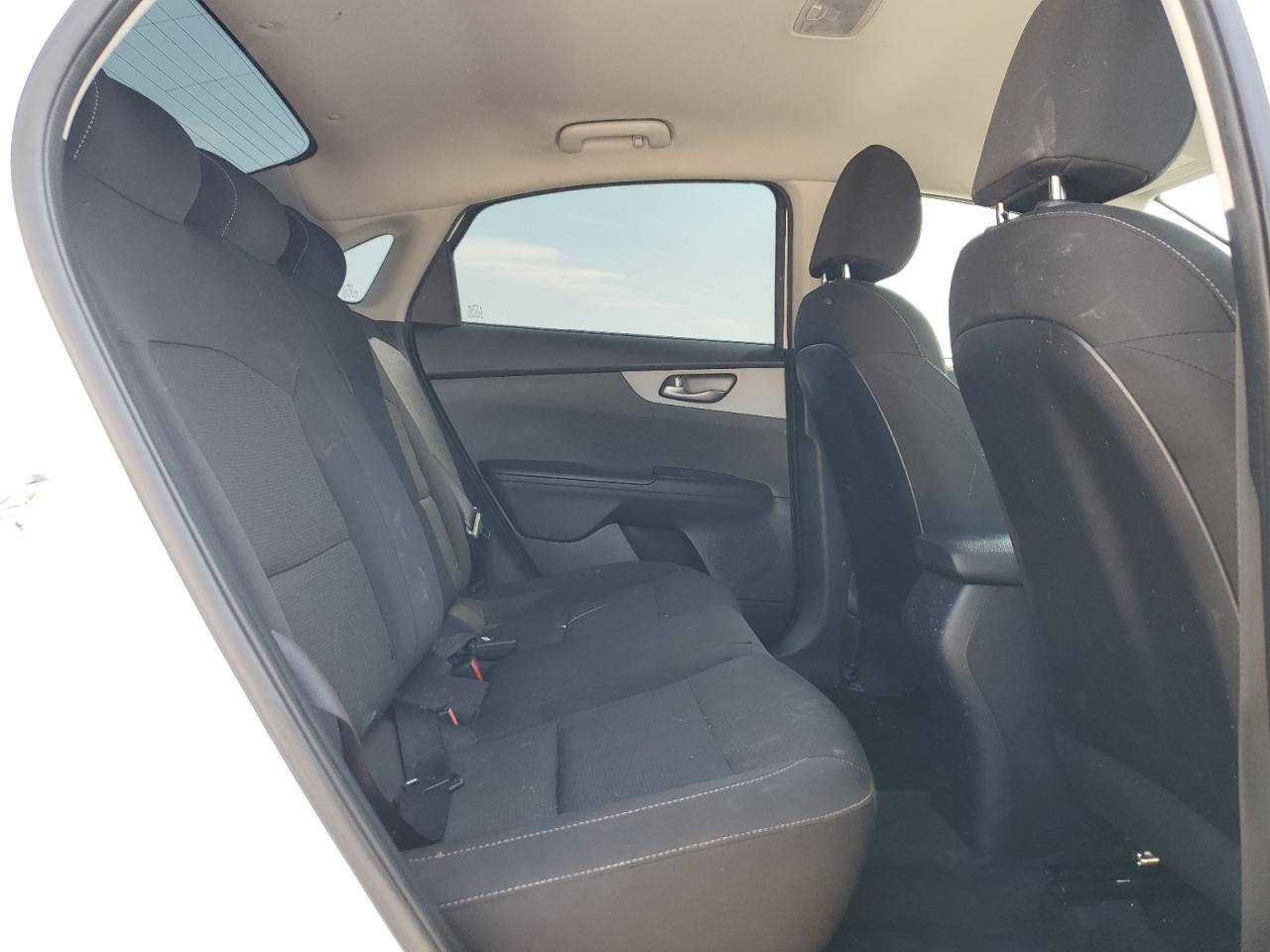 2021 Kia Forte - Image 10