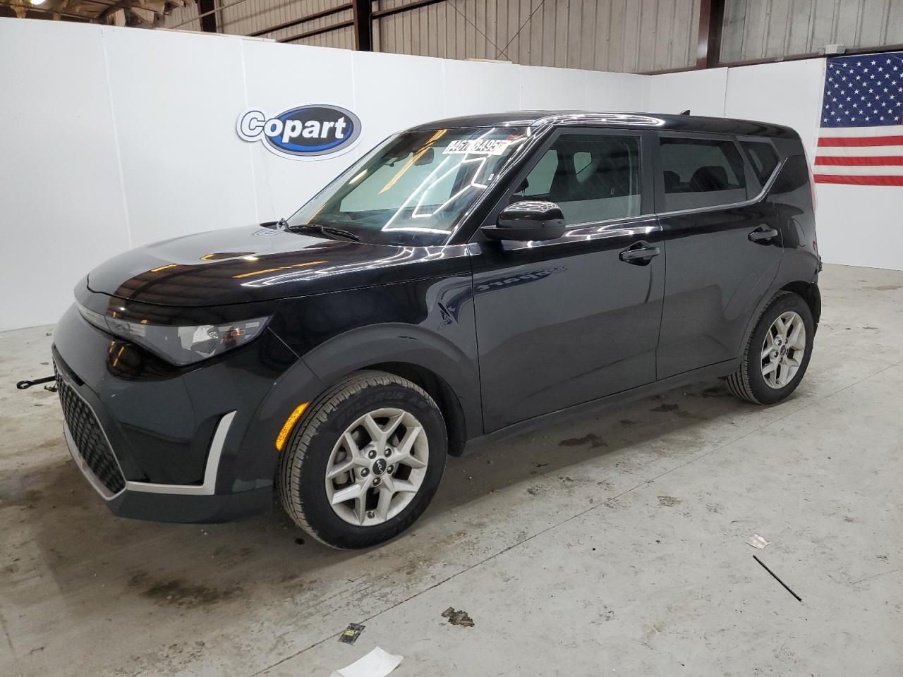 2023 Kia Soul - Image 1