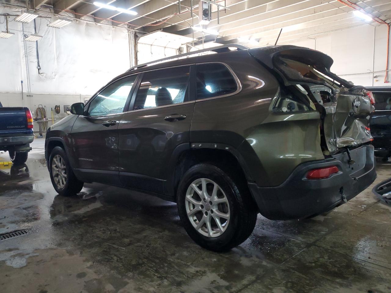 2015 Jeep Grand Cherokee - Image 2