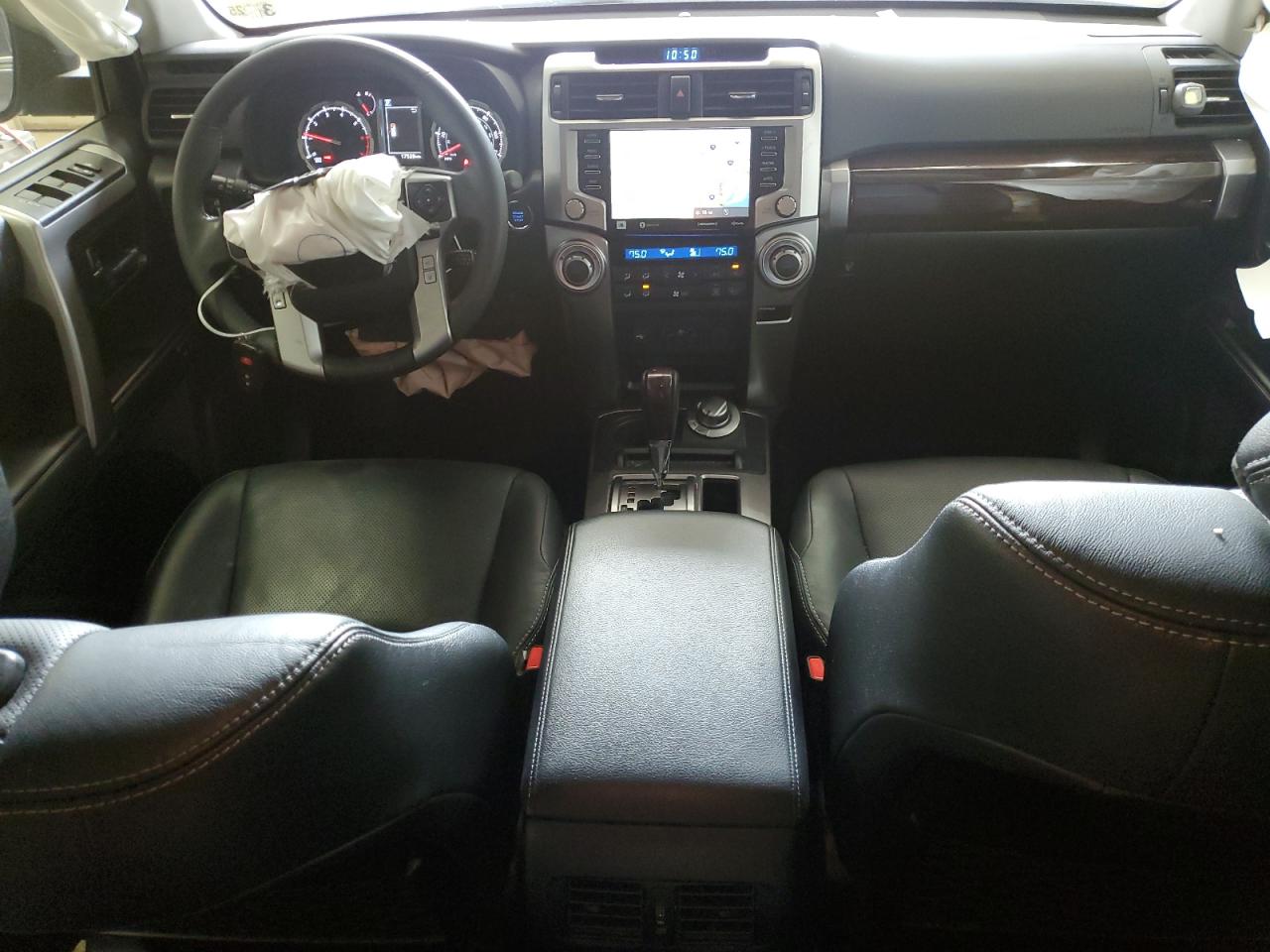 2022 Toyota 4Runner - Image 8