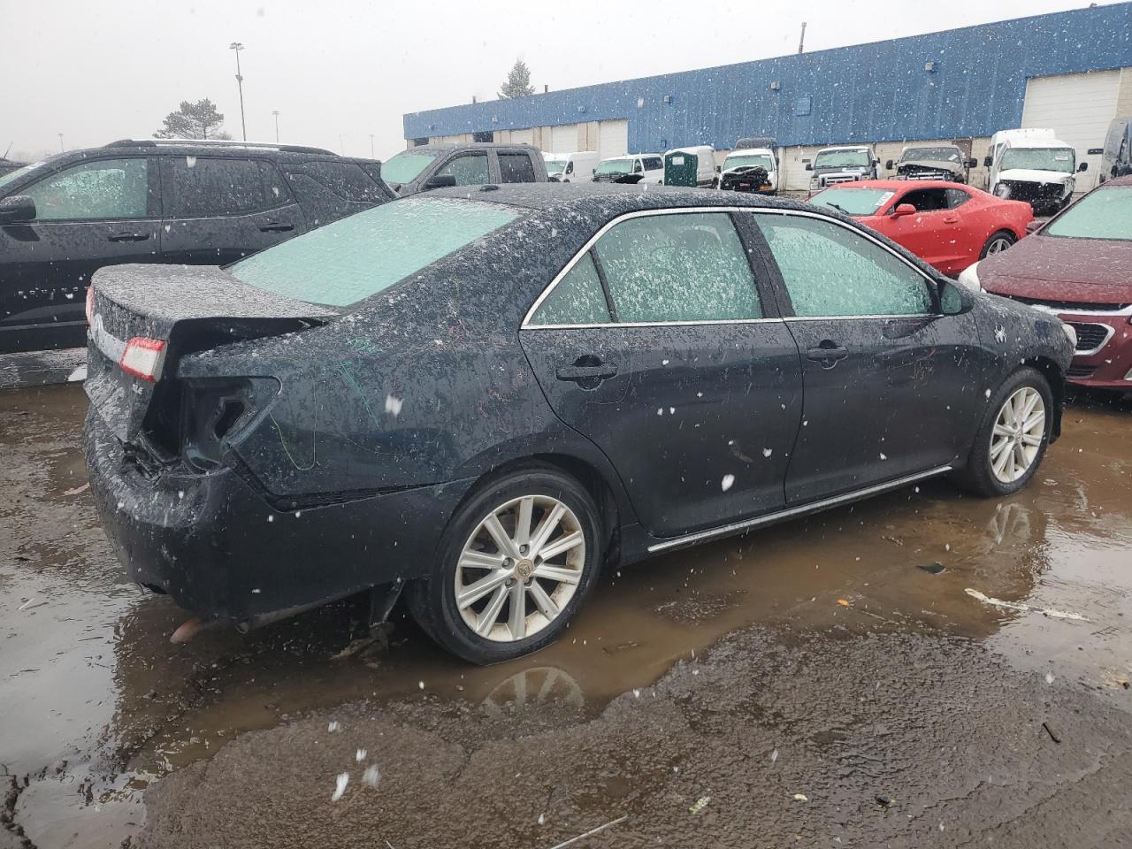 2014 Toyota Camry - Image 3