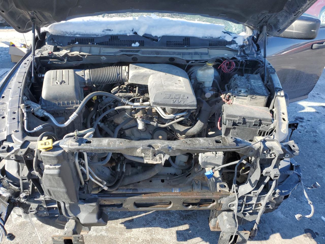 2016 RAM 1500 - Image 12