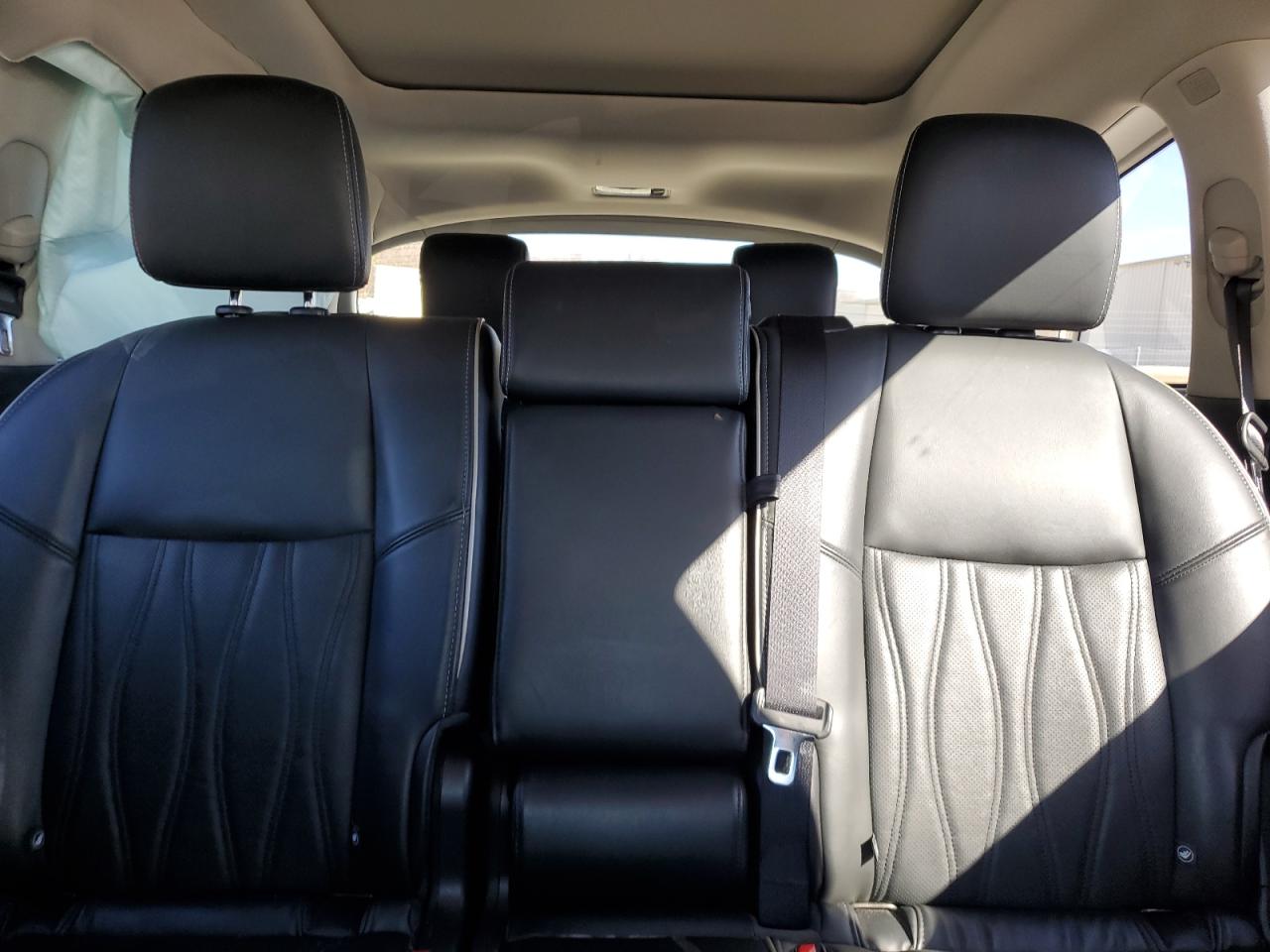 2019 Infiniti QX60 - Image 10
