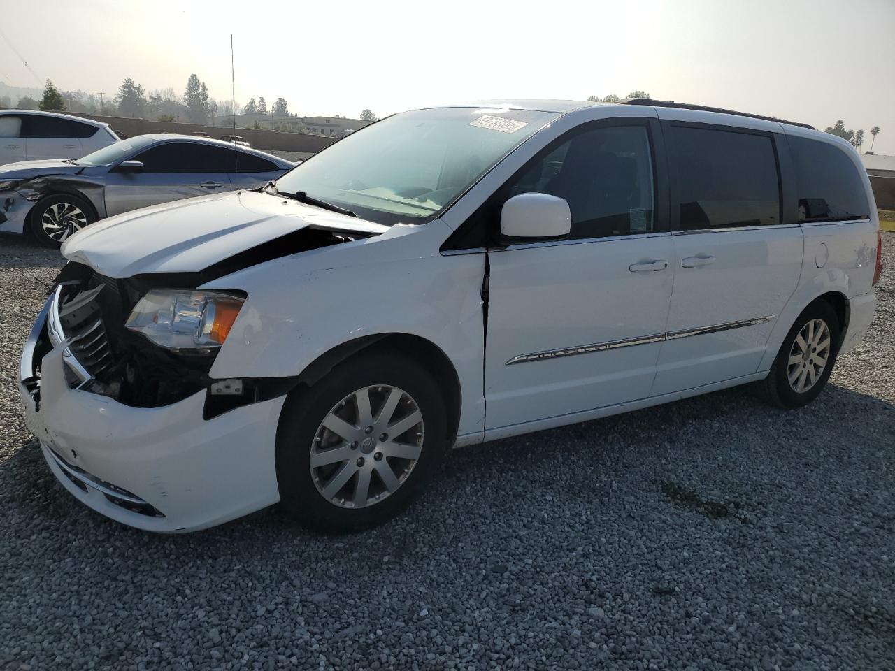 2015 Chrysler Town & Country - Image 1