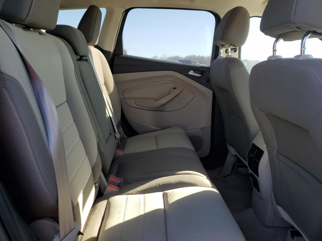 2014 Ford Escape - Image 11