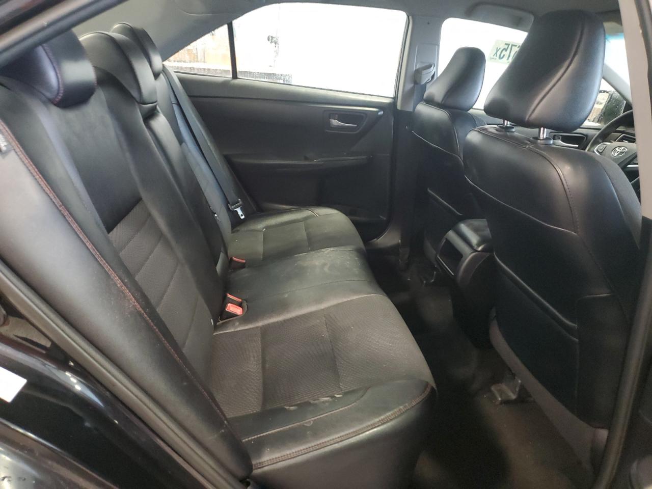 2017 Toyota Camry - Image 10