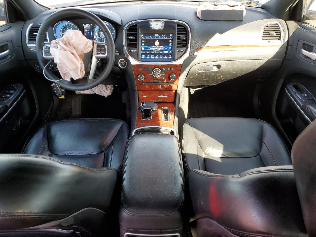 2013 Chrysler 300 - Image 8