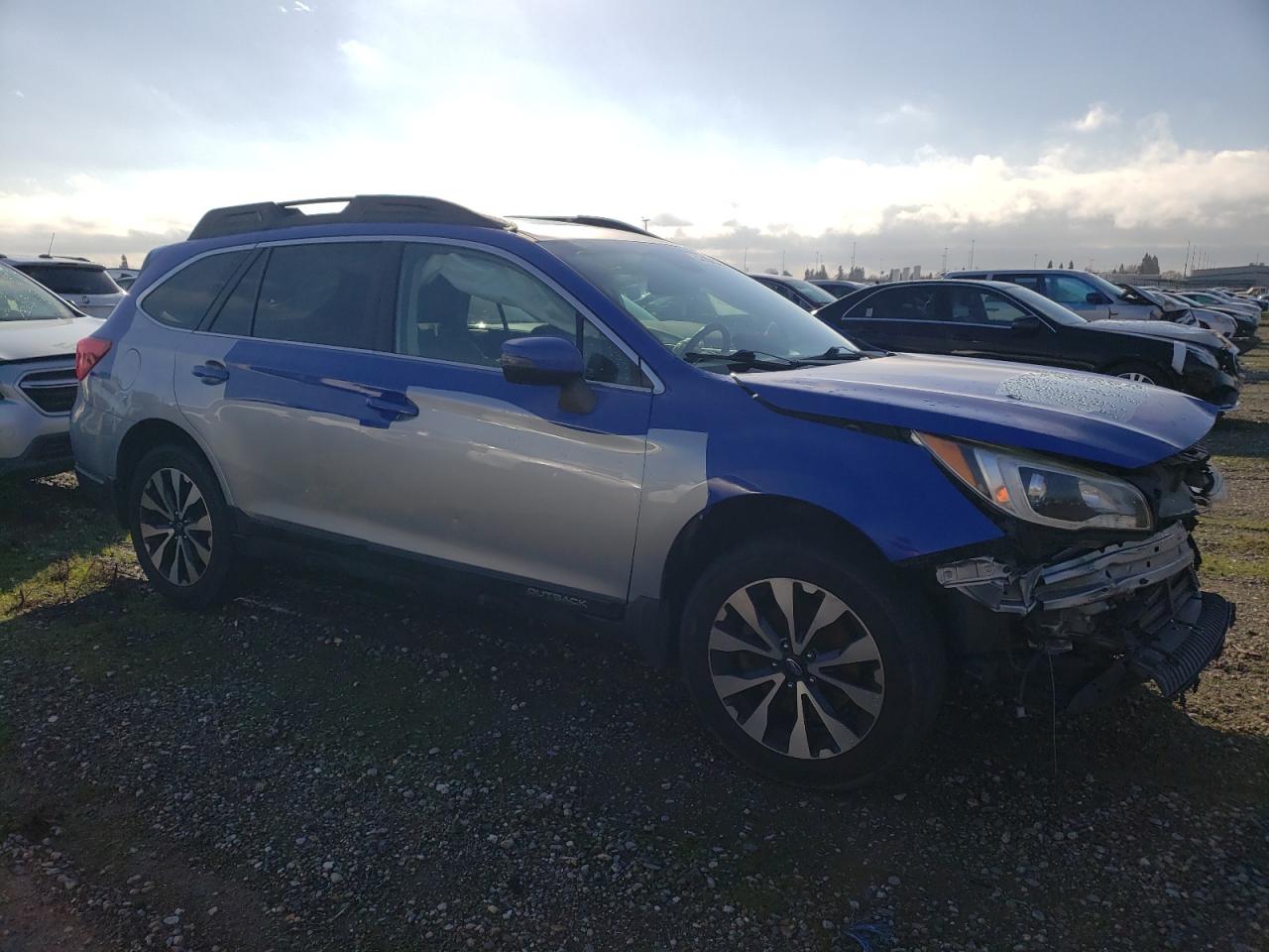 2015 Subaru Outback - Image 4