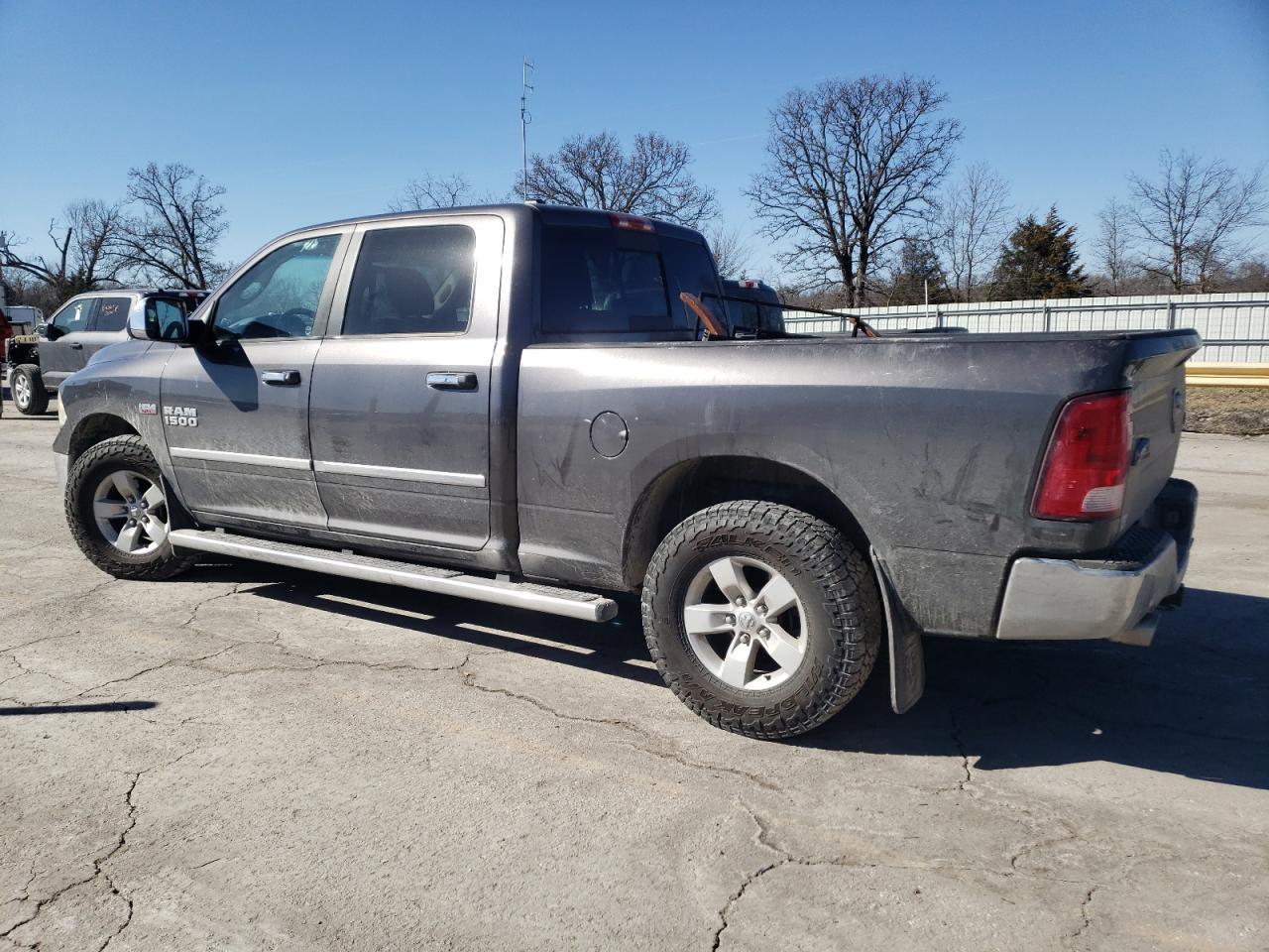 2014 RAM 1500 - Image 2