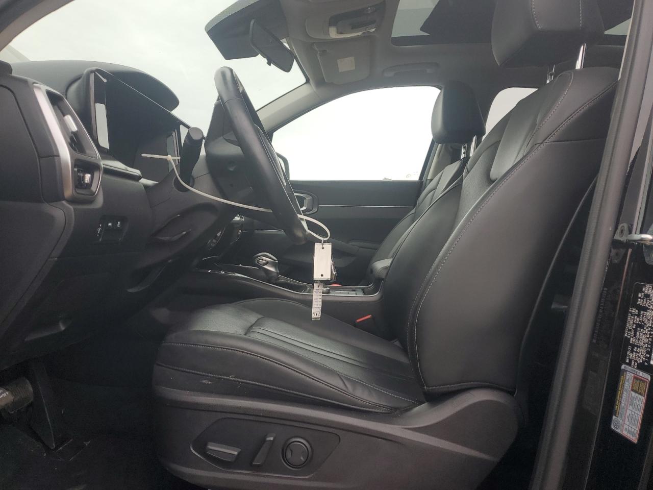2021 Kia Sorento - Image 7