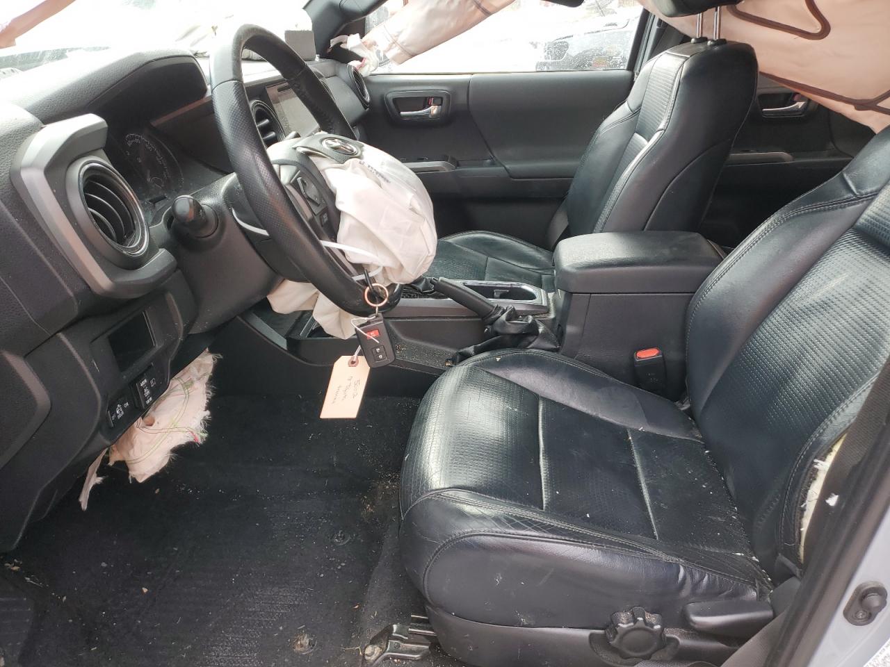 2018 Toyota Tacoma - Image 7