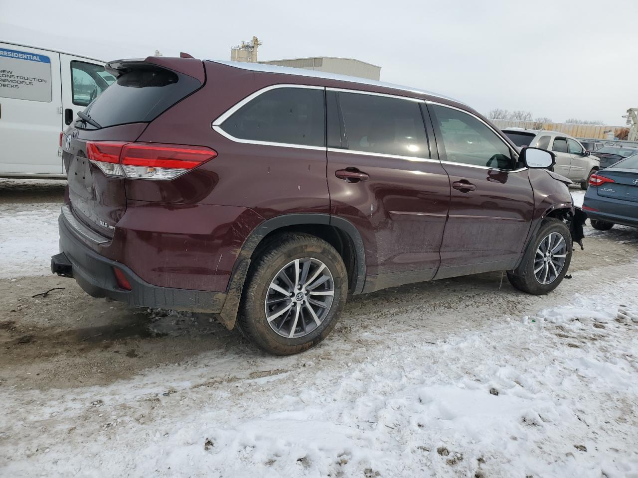 2019 Toyota Highlander - Image 3