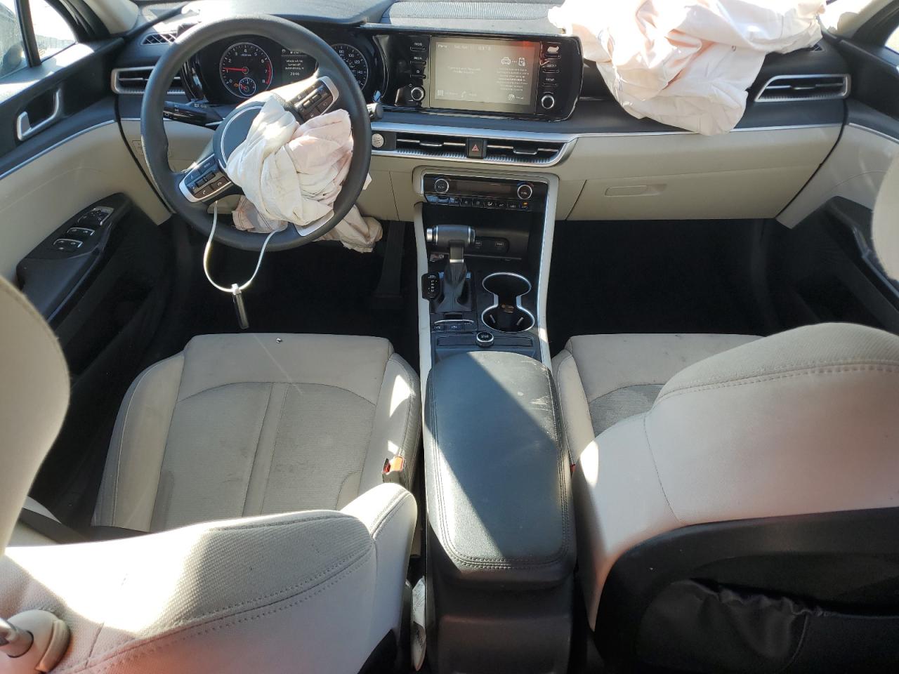 2021 Kia K5 - Image 8