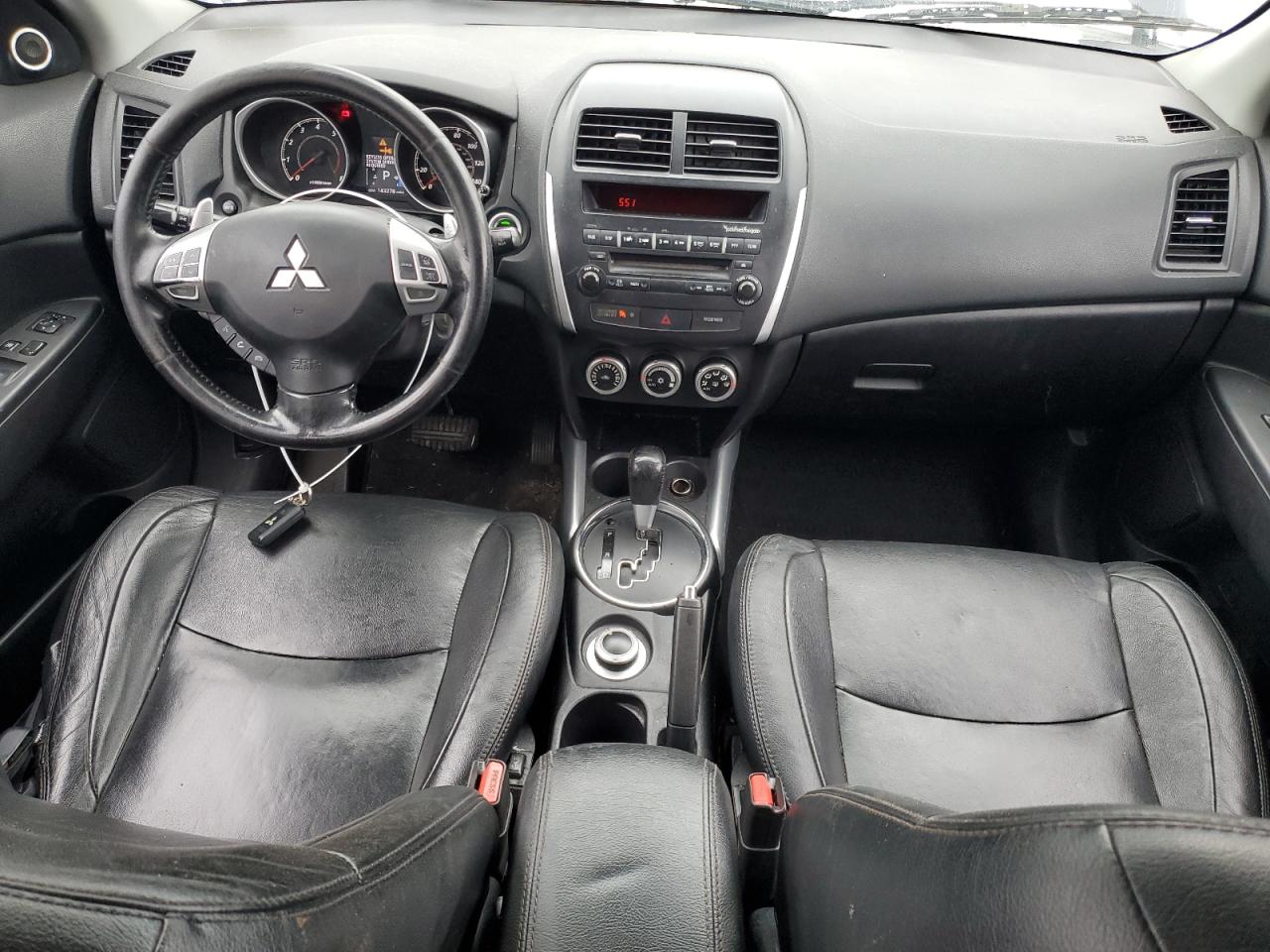 2011 Mitsubishi Outlander - Image 8